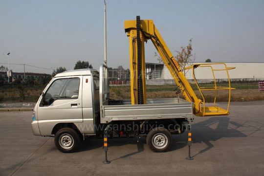 點(diǎn)擊查看詳細(xì)信息<br>標(biāo)題：電動(dòng)作業(yè)車 閱讀次數(shù)：2516