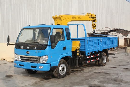 點(diǎn)擊查看詳細(xì)信息<br>標(biāo)題：東風(fēng)隨車吊 閱讀次數(shù)：2352